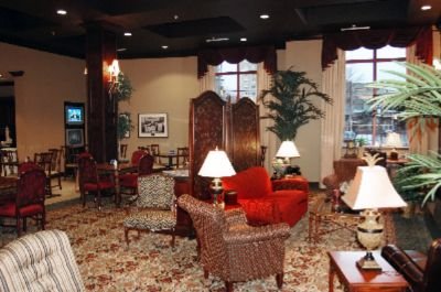 Hampton Inn Suites Downtown Albany - 