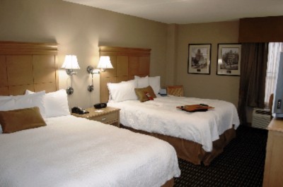 Hampton Inn Suites Downtown Albany - 