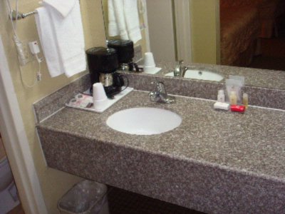 Ramada Conroe - Vanity