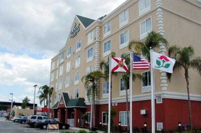 Country Inn & Suites - 