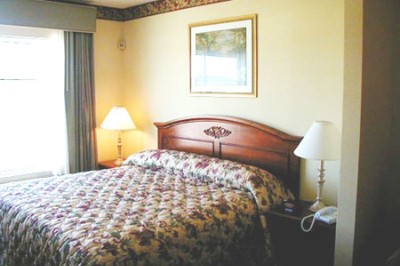 Country Inn & Suites - 