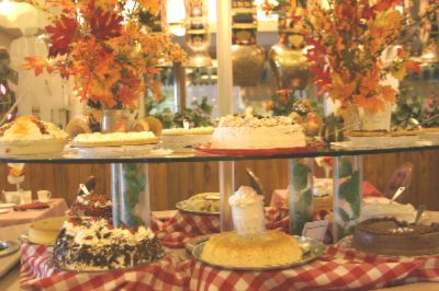 Inn of The Hills - Famous Homemade Desserts