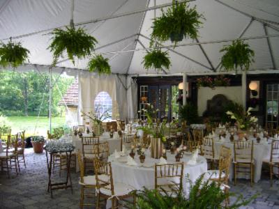 Hillbrook Inn - Can Accommodate Up To 150 Guests Under Exquisite Tents!