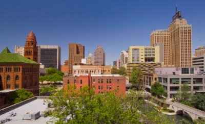 Riverwalk Plaza Hotel & Suites - Room - City View