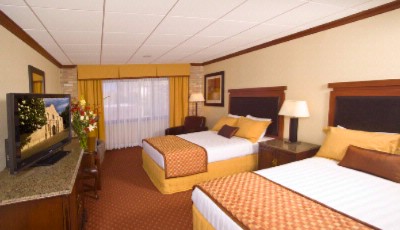 Riverwalk Plaza Hotel & Suites - Double-double Beds
