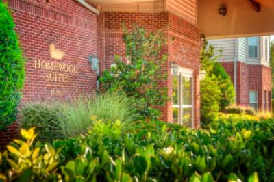 Homewood Suites by Hilton - King Suites (bedroom Area)