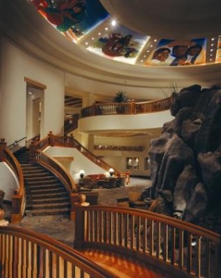 Sheraton Wild Horse Pass Resort & Spa - Grand Staircase