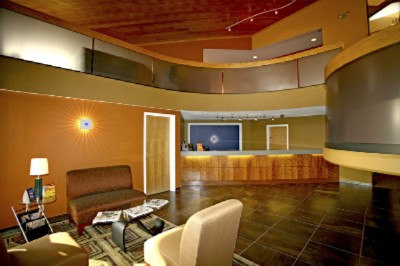 Best Western Crossroads - Front Desk
