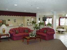 Microtel Inn & Suites Claremore - Lobby
