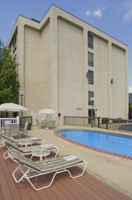 Hampton Inn Westport - 