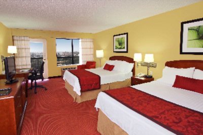 Courtyard by Marriott Cocoa Beach Cape Canaveral - Standard Double Queen Room