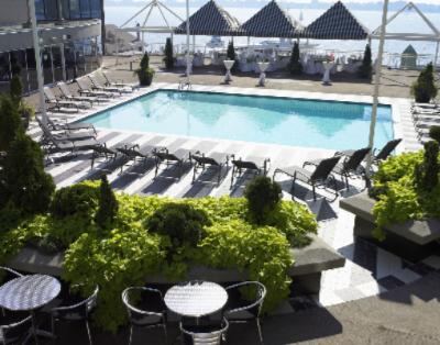 Radisson Admiral Hotel - 