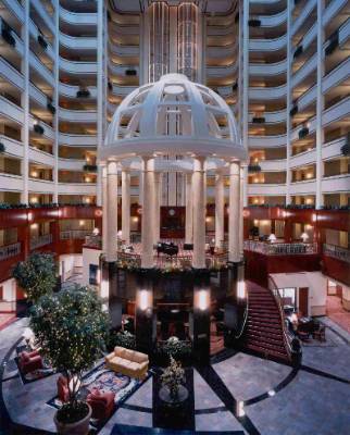 14 Story Atrium Hotel With Seven-story Gazebo