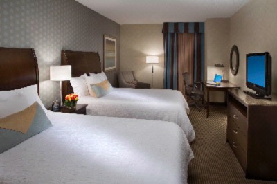 Hilton Garden Inn Toronto City Centre - Evolution Room With 2 Queen Size Beds
