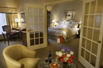 Toronto Marriott Bloor Yorkville - French Door Suite