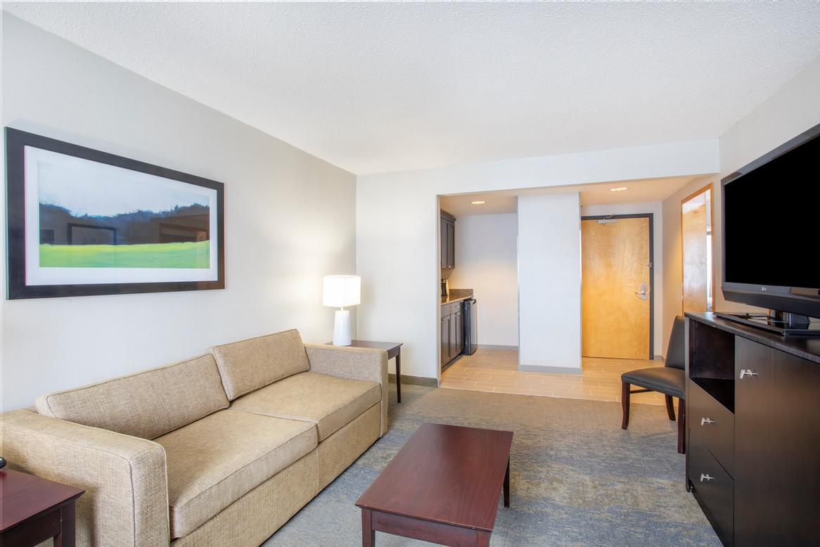 Parsippany Holiday Inn - 