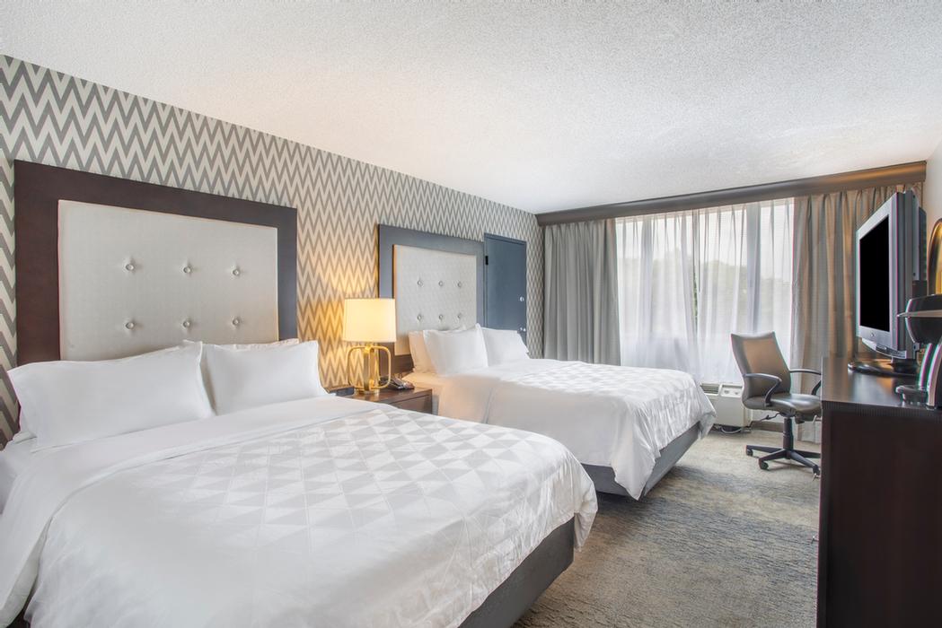 Parsippany Holiday Inn - 