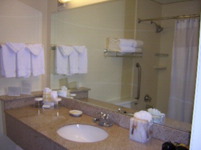 Crowne Plaza Richmond West - 