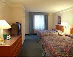 Room With 2 Full Sized Beds