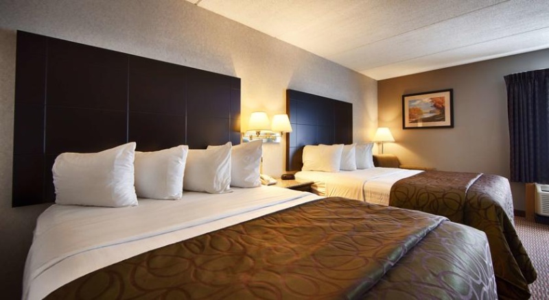 Best Western Tully Inn - 
