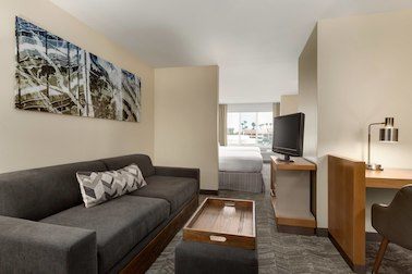 Springhill Suites by Marriott - 