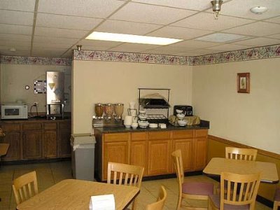 Prince Charles Inn - Breakfast Room