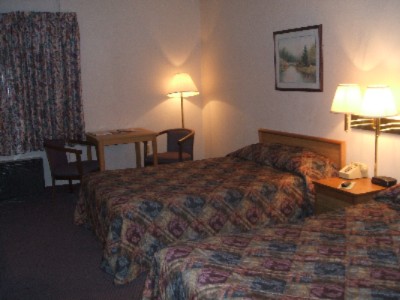 Prince Charles Inn - Room With Two Beds
