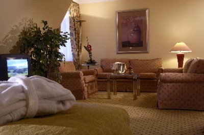 Senator Room