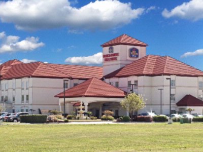 Best Western Monica Royale Inn & Suites - 