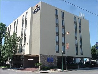 Holiday Inn Express Westport Plaza - Holiday Inn Express Westport/plaza