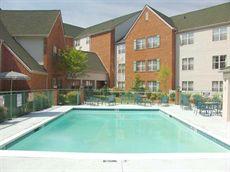 Outdoor Pool With Hot Tub