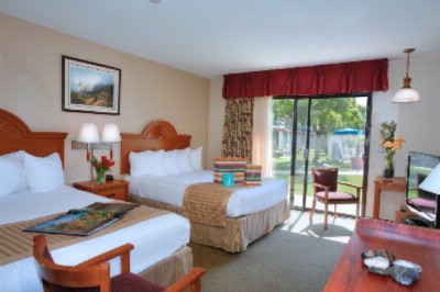 Two Queen Size Bed Room