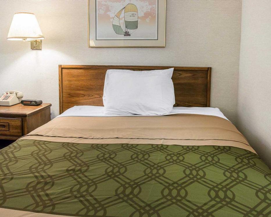 Econo Lodge - Reception