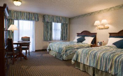 Room With 2 Queen Beds