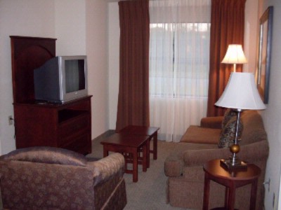 Staybridge Suites - Pull-out Sofabeds In All Rooms