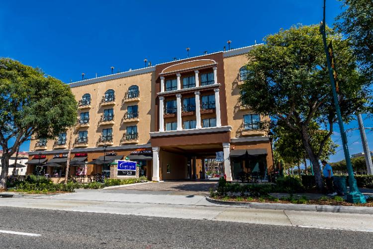 Image of Ramada Maingate