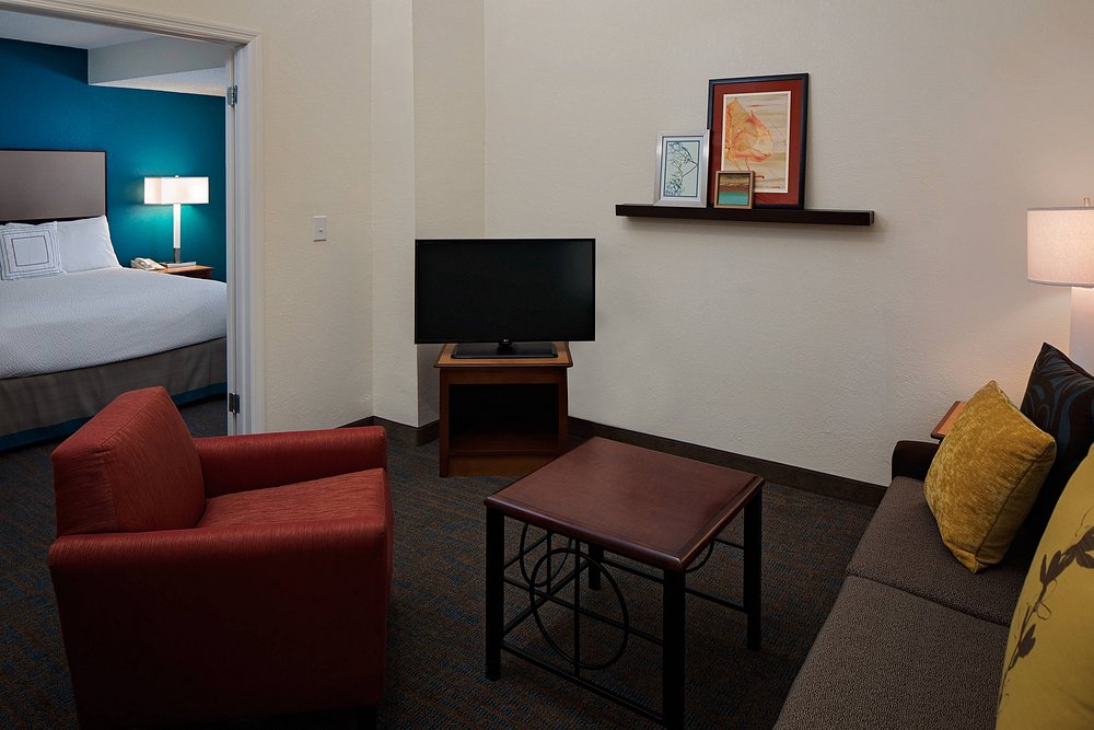 Residence Inn Richmond West - 