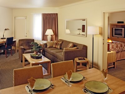 Suite-living Room