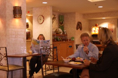 Hampton Inn Scottsdale at Shea - Breakfast