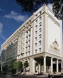 Le Pavillon Hotel - 