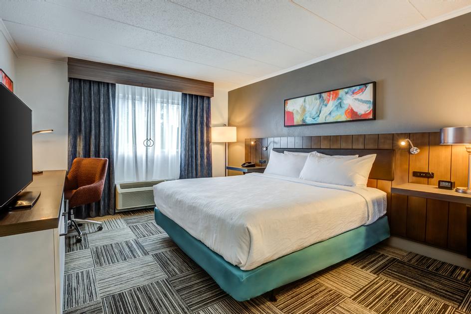 Hilton Garden Inn - 