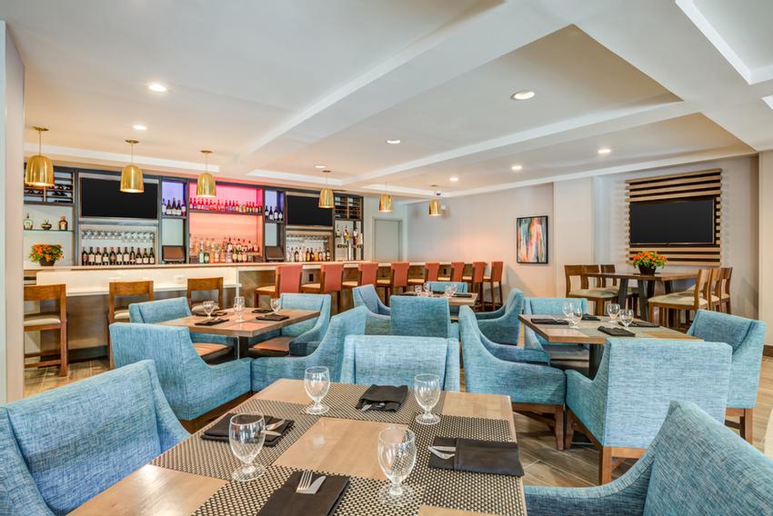 Hilton Garden Inn - 