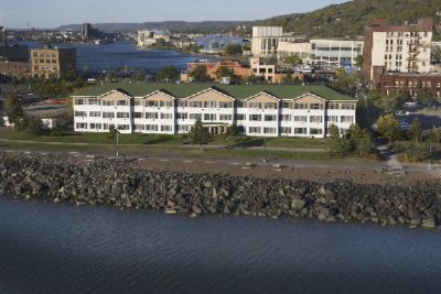 Comfort Suites - 