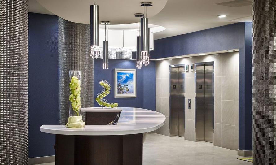 Travelodge Hotel Burlington on the Lake - Business Class 2 Queen