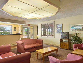 Days Inn Emporia - 