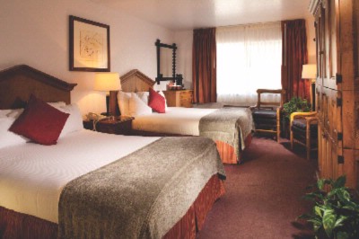 Superior Linens With Partial Turndown Service