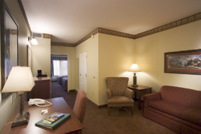 Country Inn & Suites Duluth North - Two Room Suites