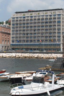 Royalcontinental Hotel - 