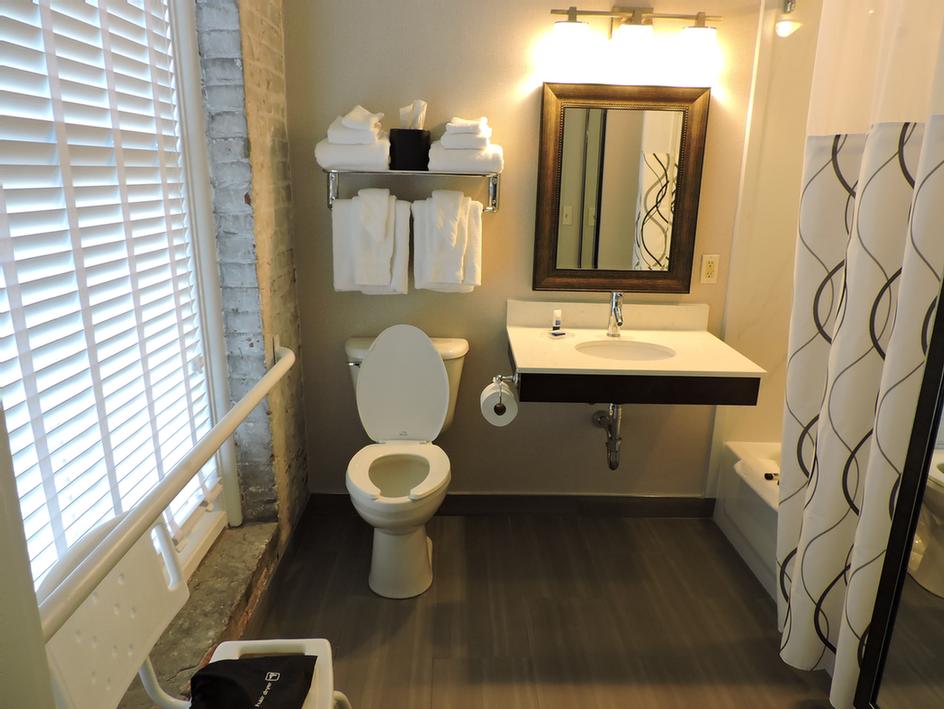 Best Western St. Christopher Hotel - 