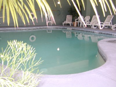 Comfort Suites - 